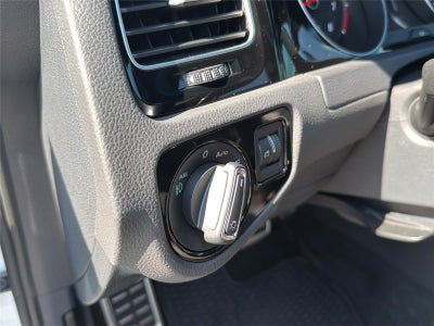 2019 Volkswagen Golf GTI S