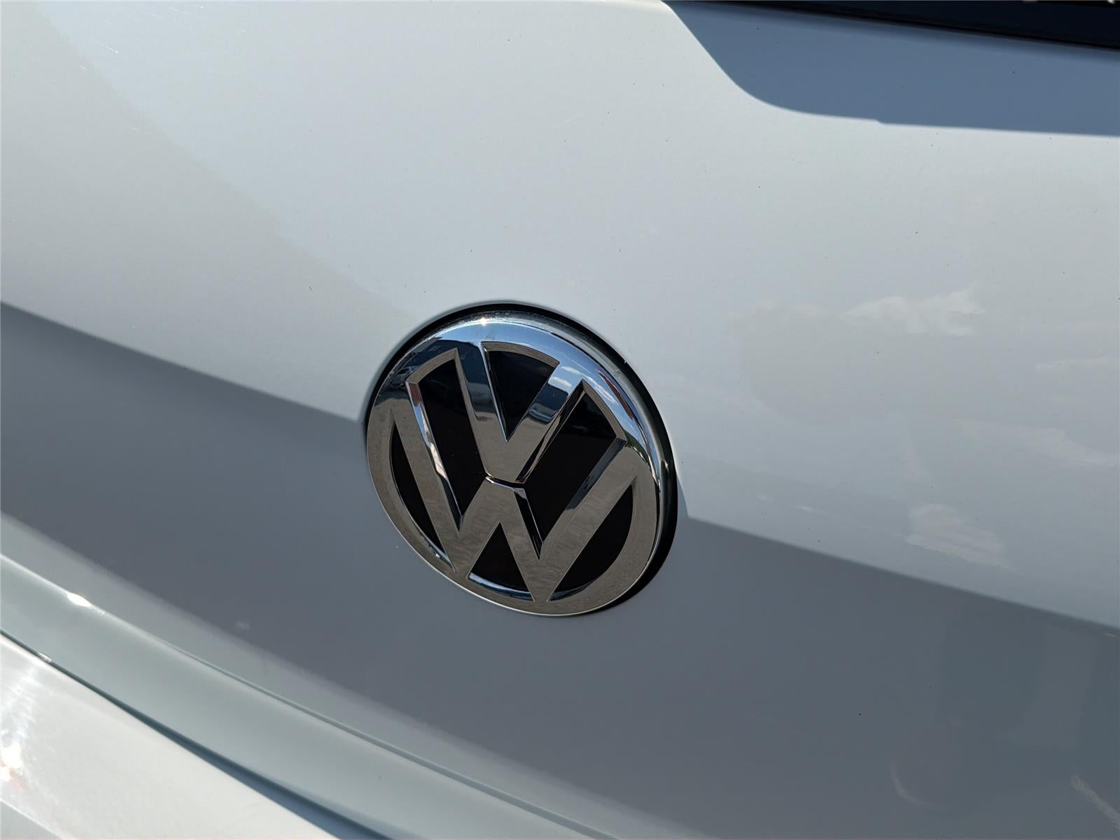 2019 Volkswagen Golf GTI S