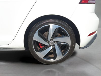 2019 Volkswagen Golf GTI S