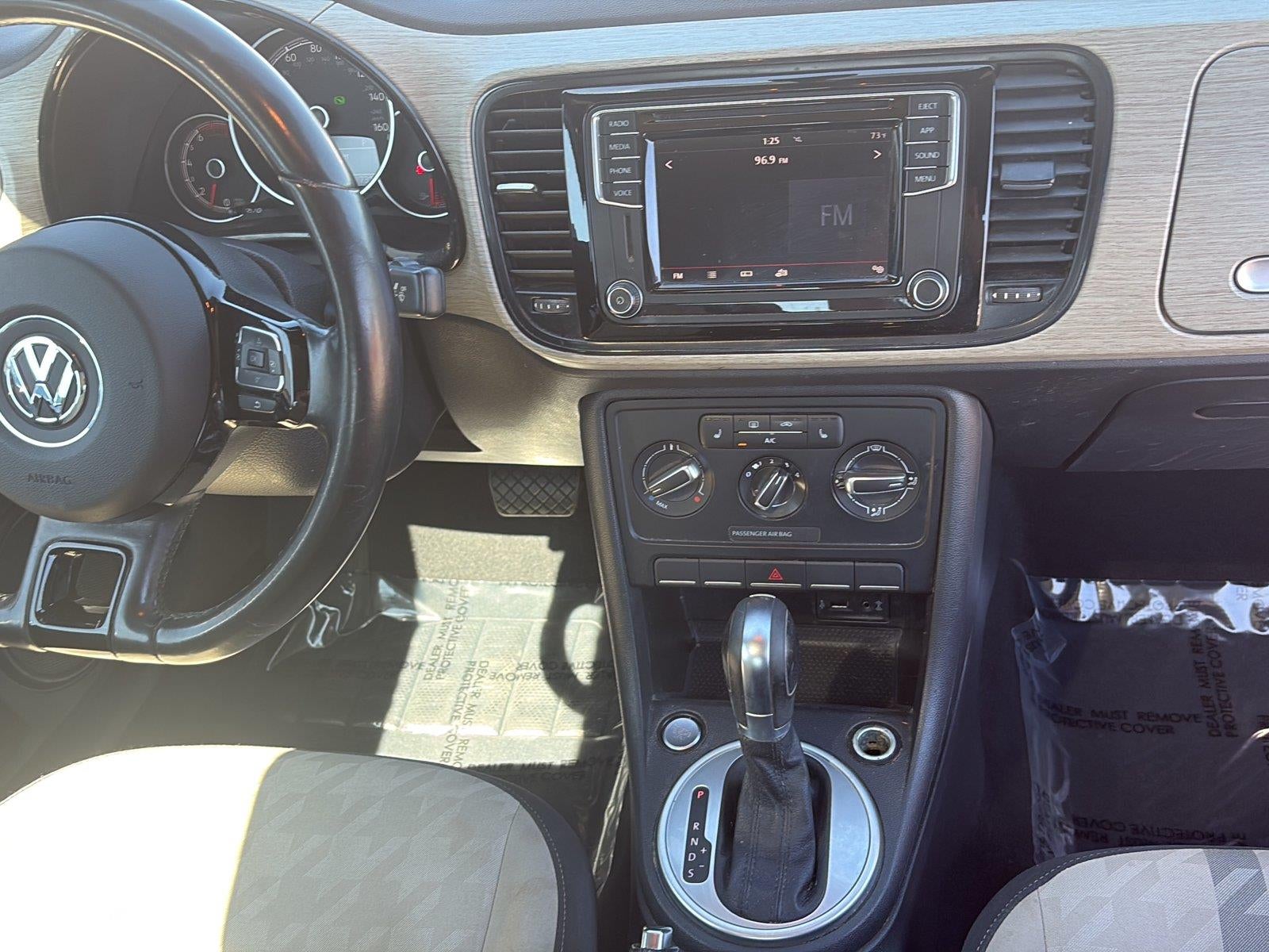 2018 Volkswagen Beetle 2.0T Coast