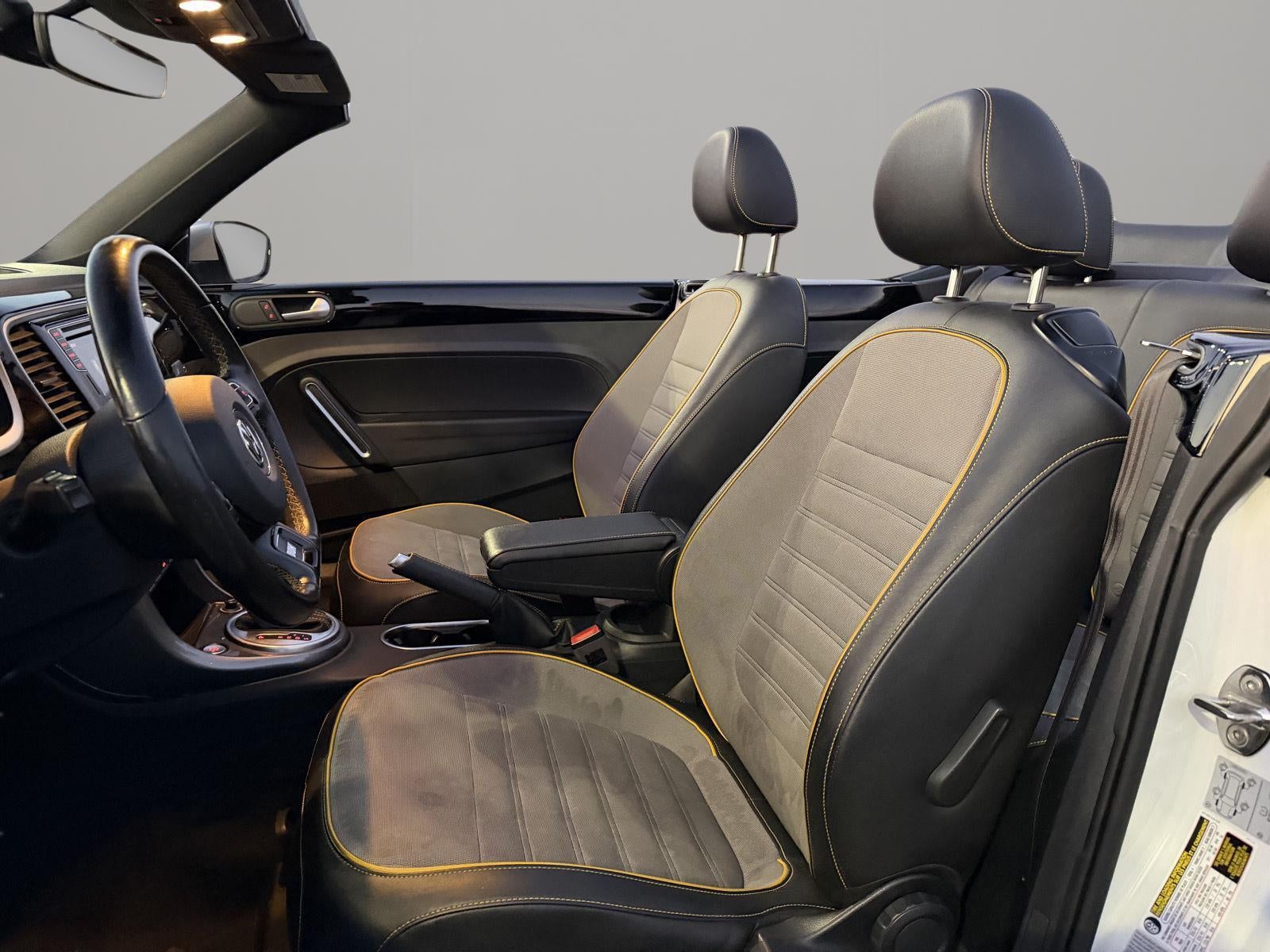 2017 Volkswagen Beetle Convertible 1.8T Dune