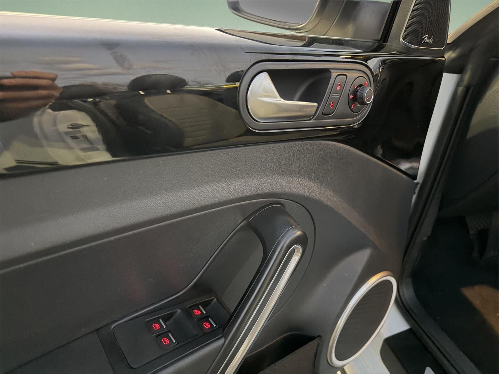 2017 Volkswagen Beetle Convertible 1.8T Dune