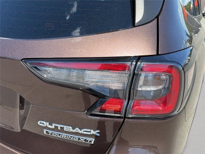 2022 Subaru Outback Touring XT