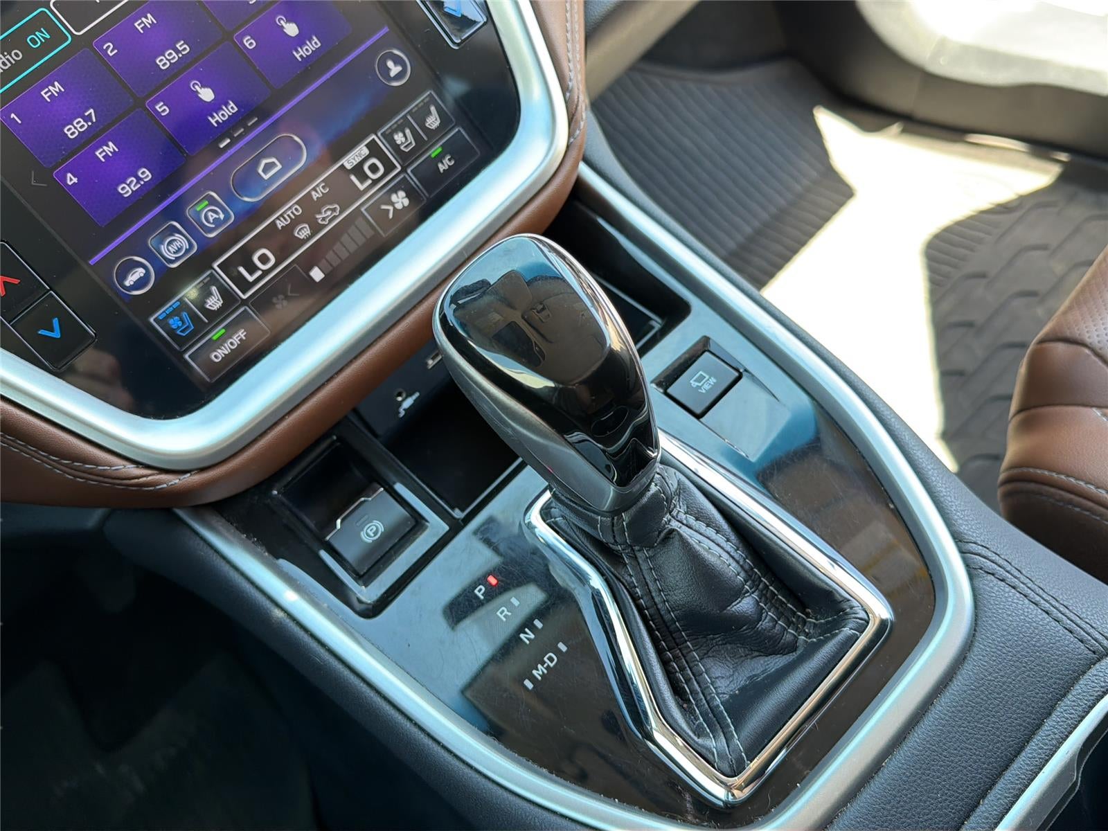 2022 Subaru Outback Touring XT