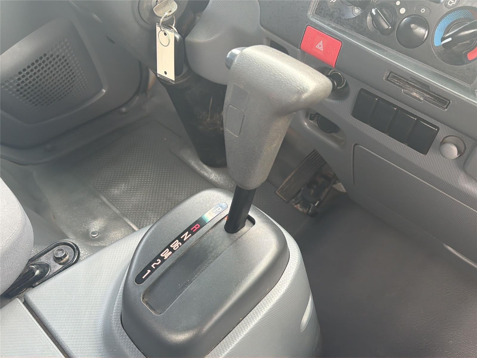 2021 Chevrolet Low Cab Forward 4500 HG 2WD Reg Cab 150"