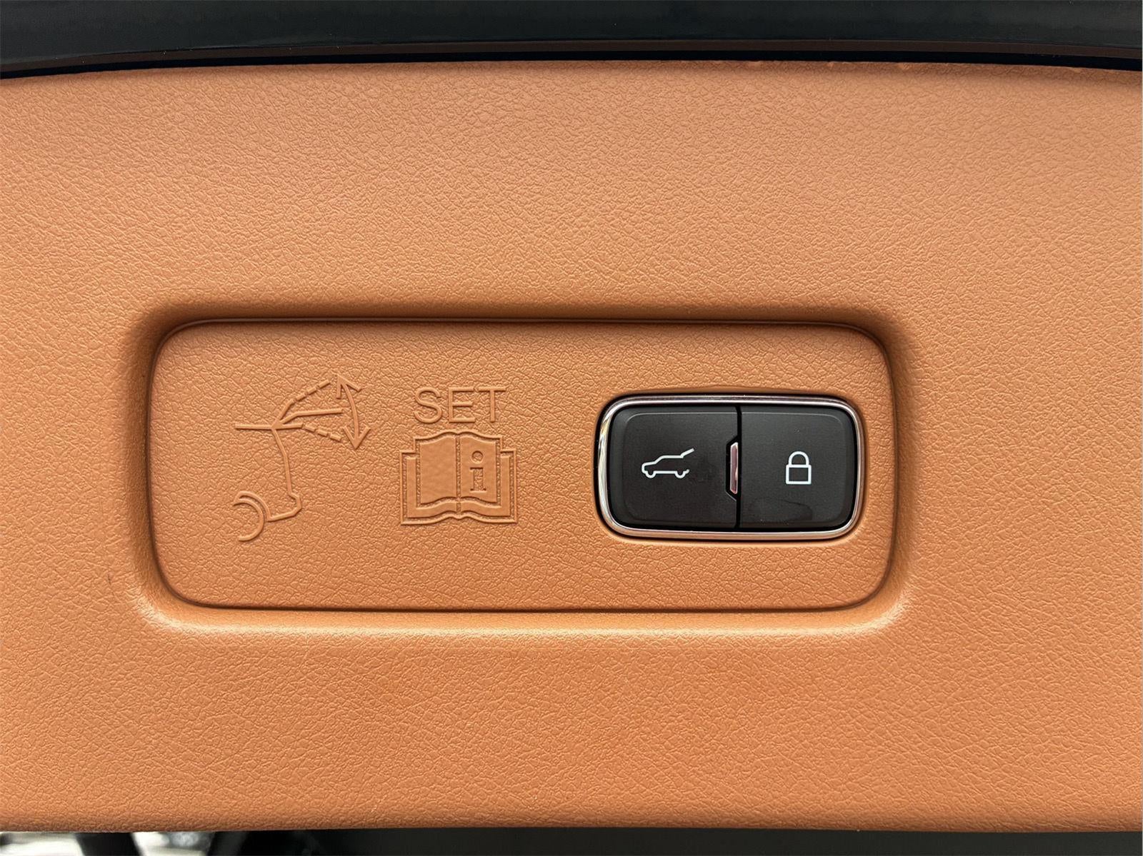 2020 Lincoln Aviator Black Label