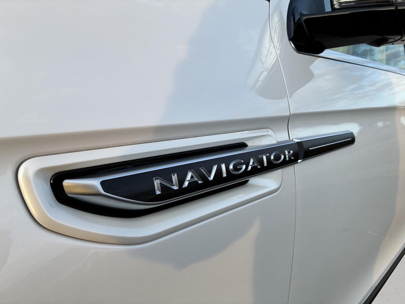 2018 Lincoln Navigator Black Label