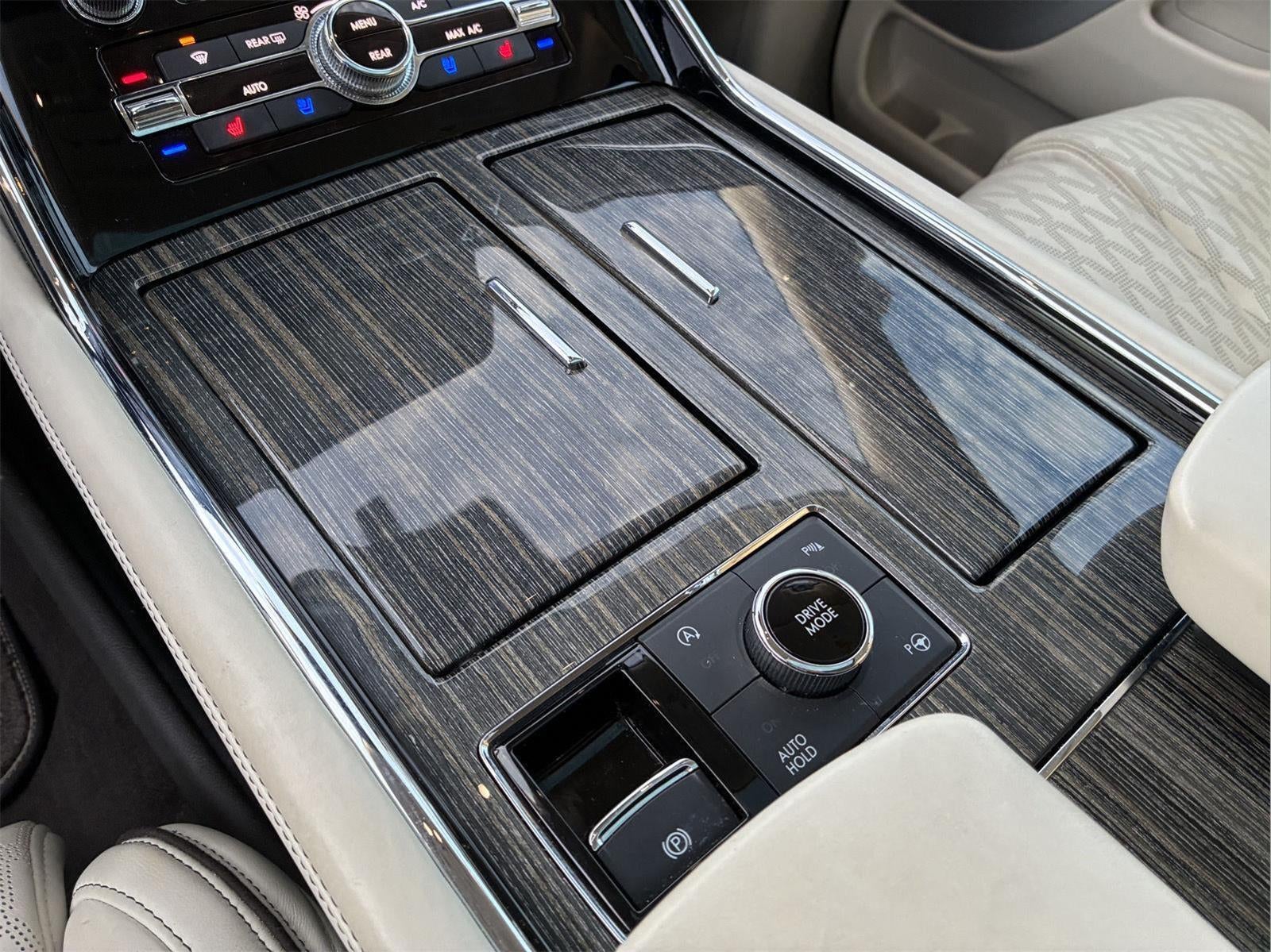 2018 Lincoln Navigator Black Label