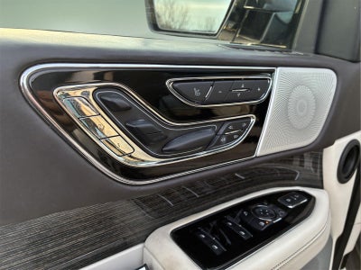 2018 Lincoln Navigator Black Label