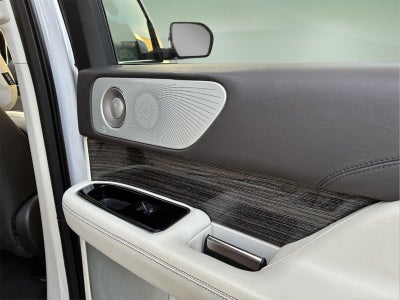 2018 Lincoln Navigator Black Label