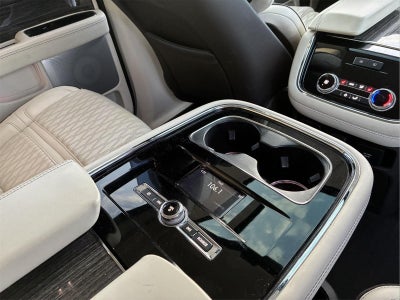 2018 Lincoln Navigator Black Label