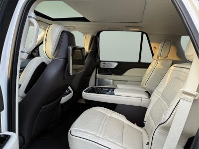 2018 Lincoln Navigator Black Label