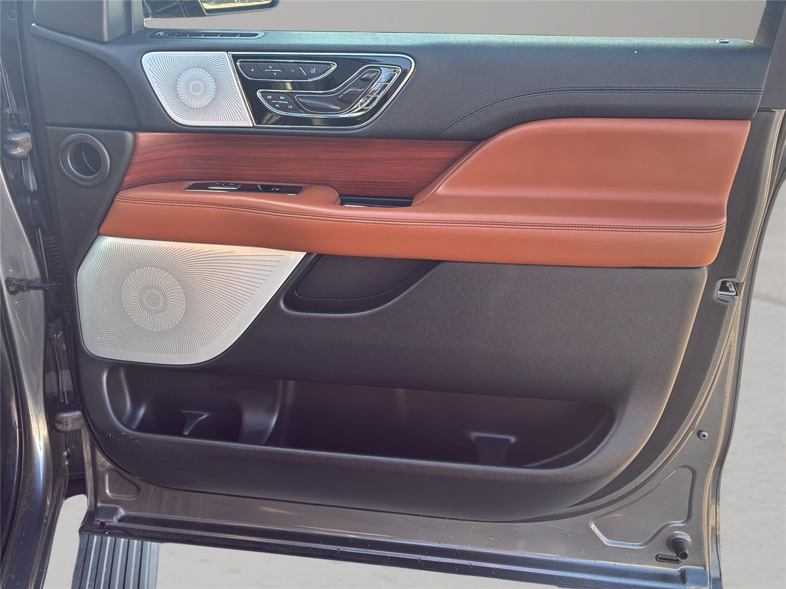 2021 Lincoln Navigator L Reserve