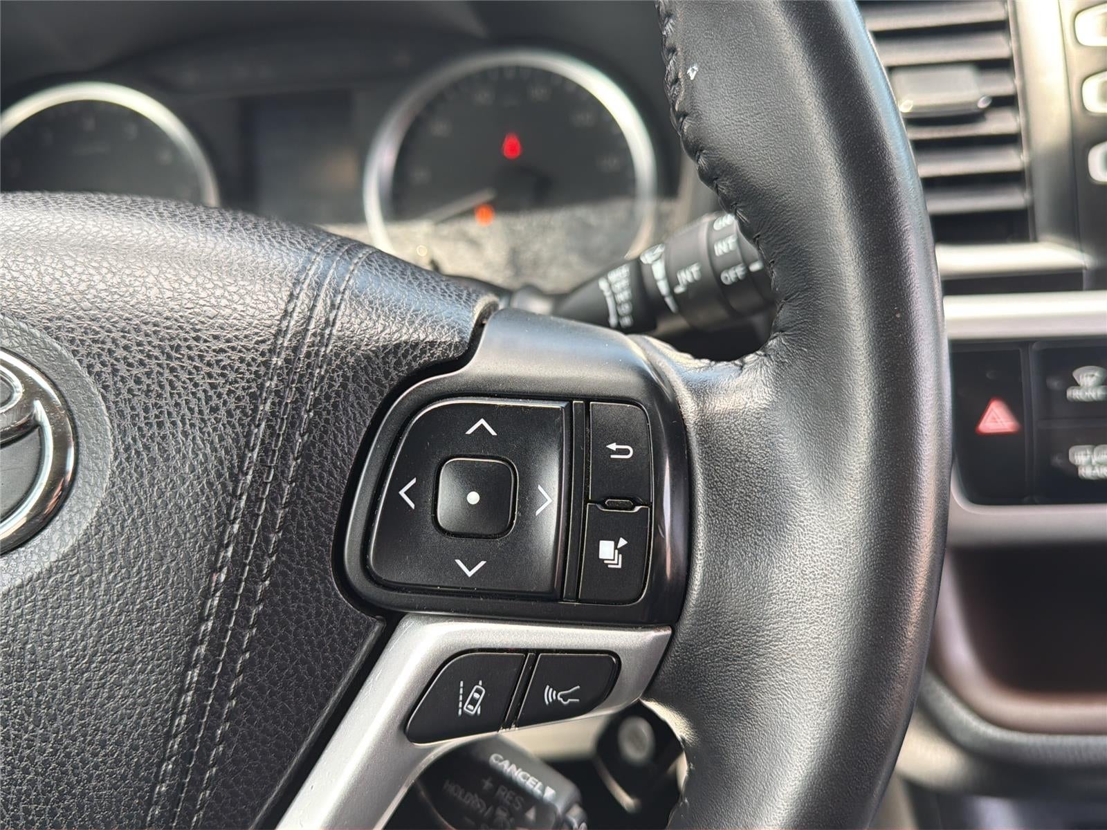 2017 Toyota Highlander LE