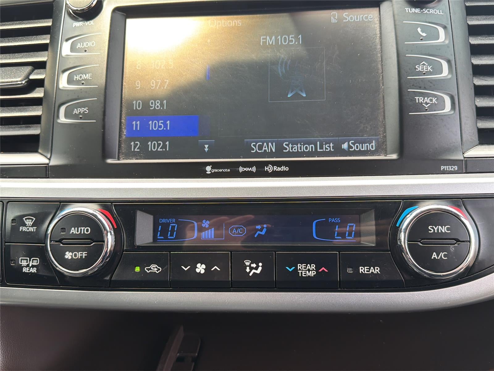 2017 Toyota Highlander LE