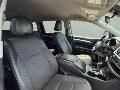 2017 Toyota Highlander LE