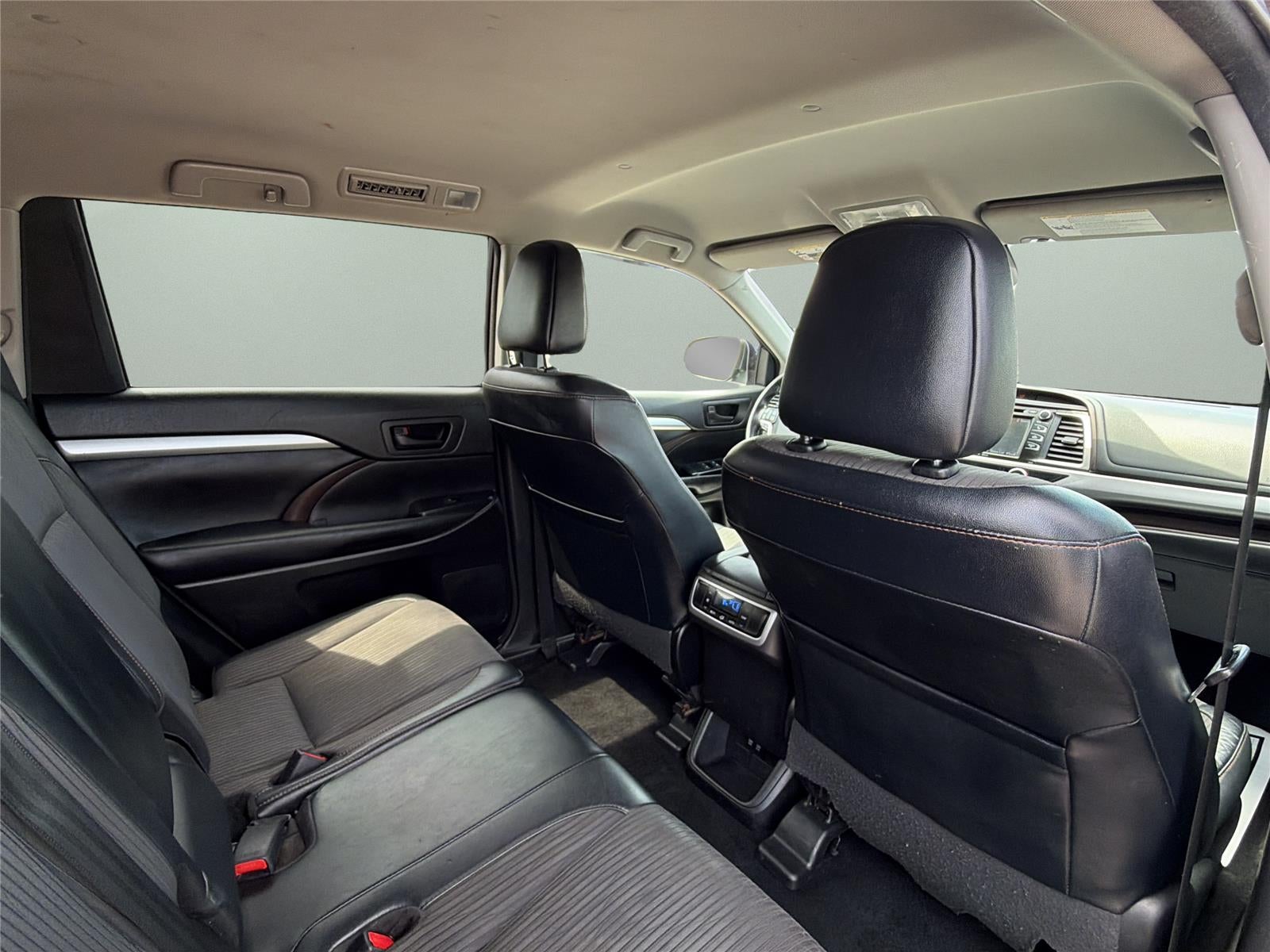 2017 Toyota Highlander LE