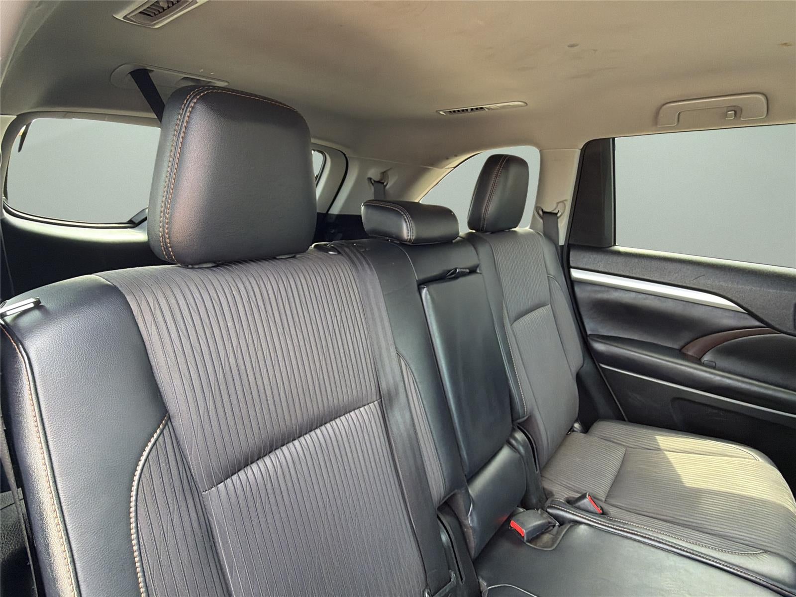 2017 Toyota Highlander LE