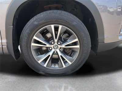 2017 Toyota Highlander LE