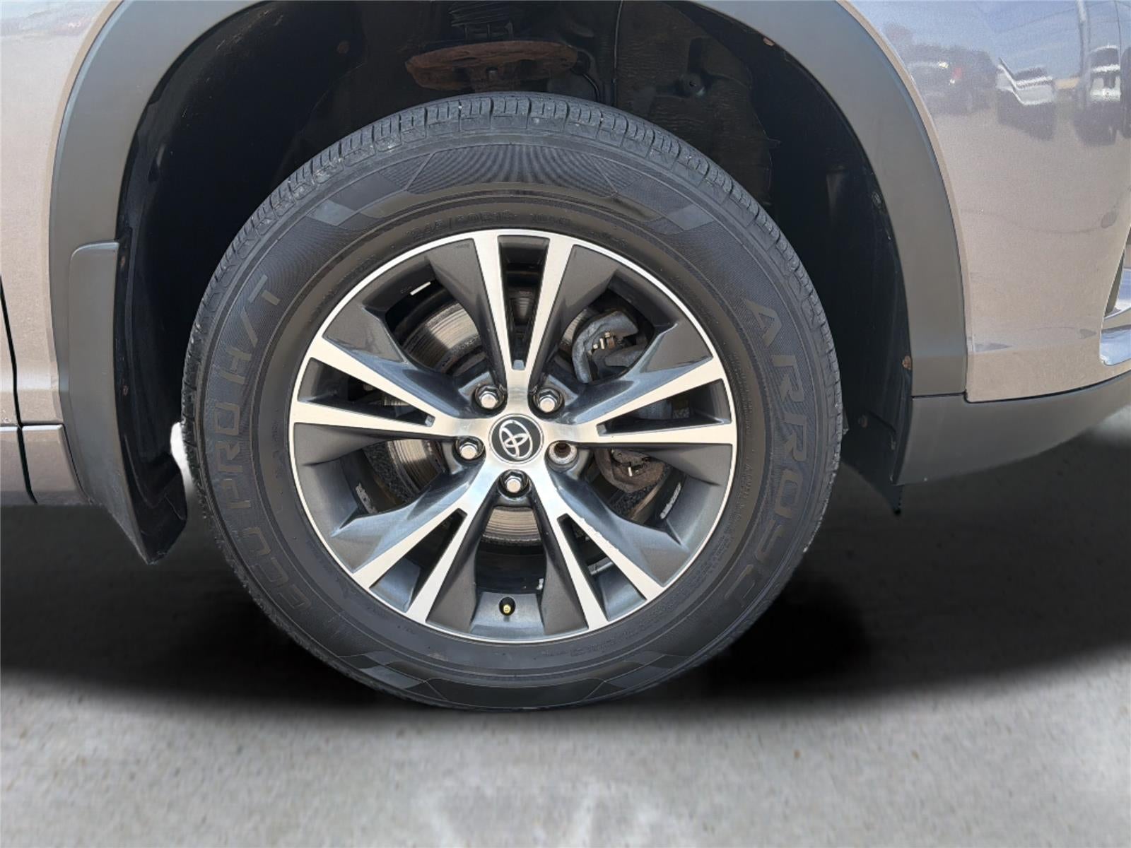 2017 Toyota Highlander LE