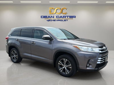 2017 Toyota Highlander LE