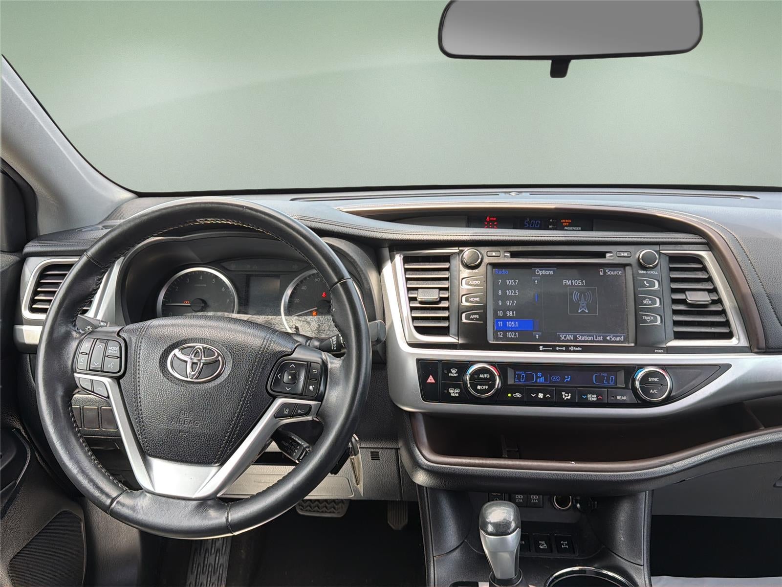 2017 Toyota Highlander LE