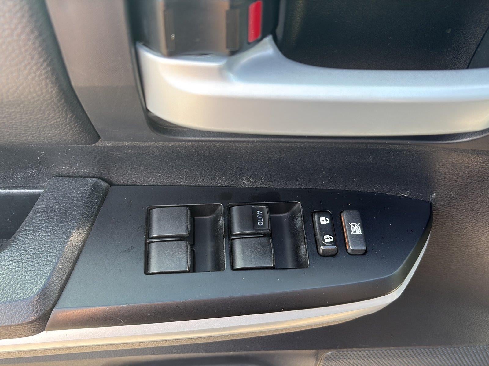2019 Toyota Tundra 4WD SR5