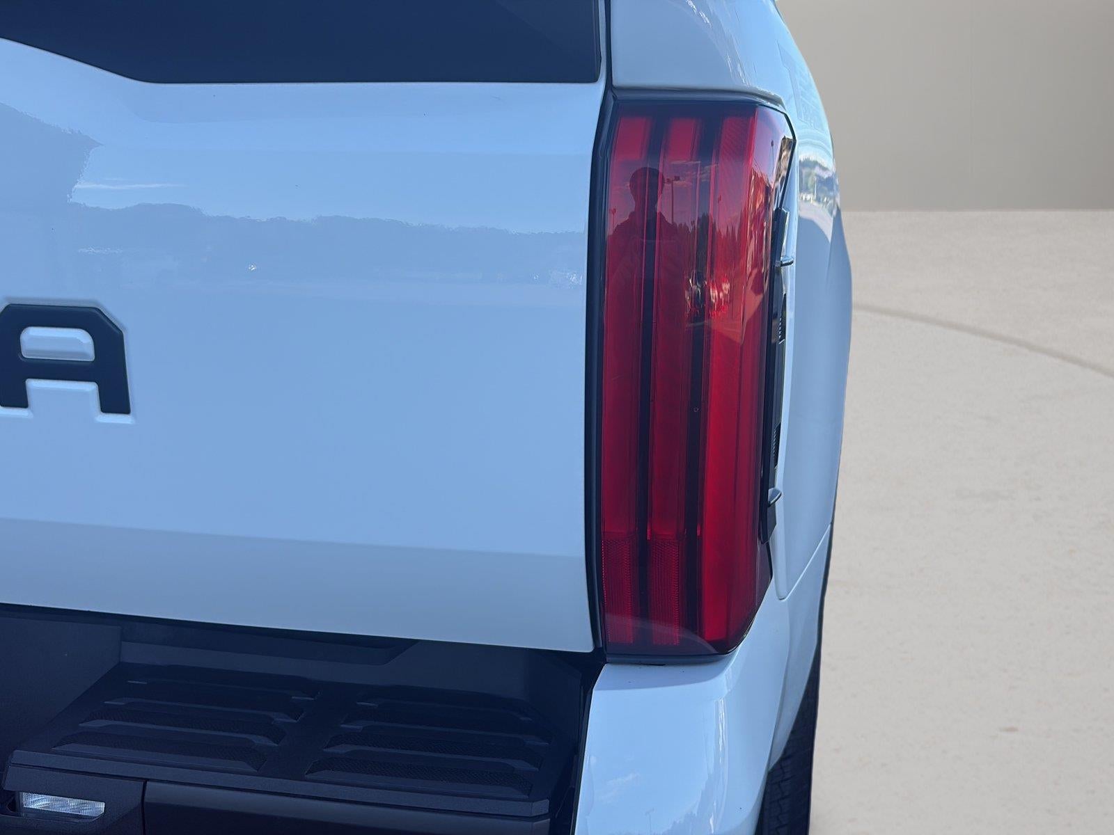 2024 Toyota Tundra 4WD SR5