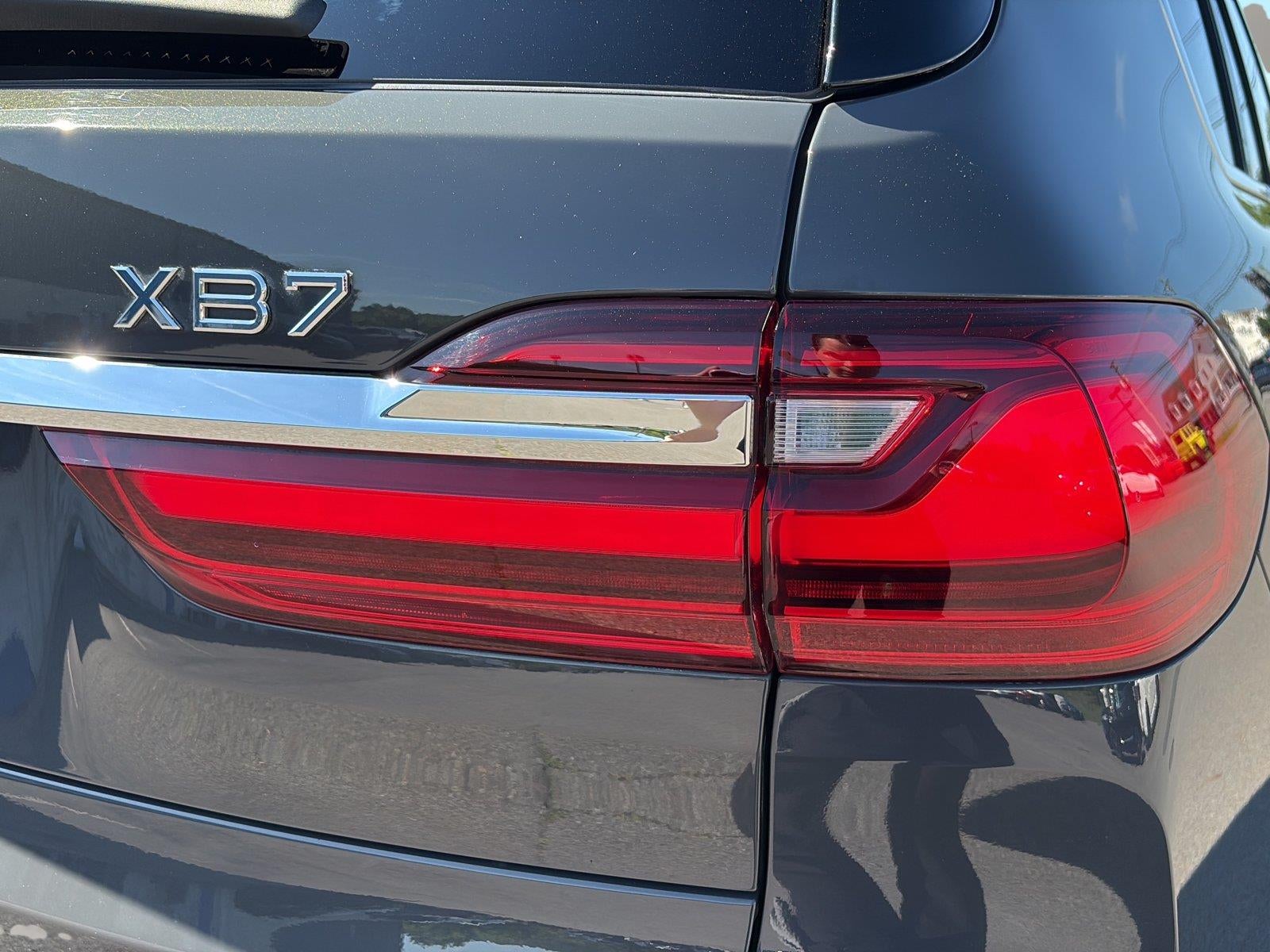2021 BMW ALPINA XB7 ALPINA XB7