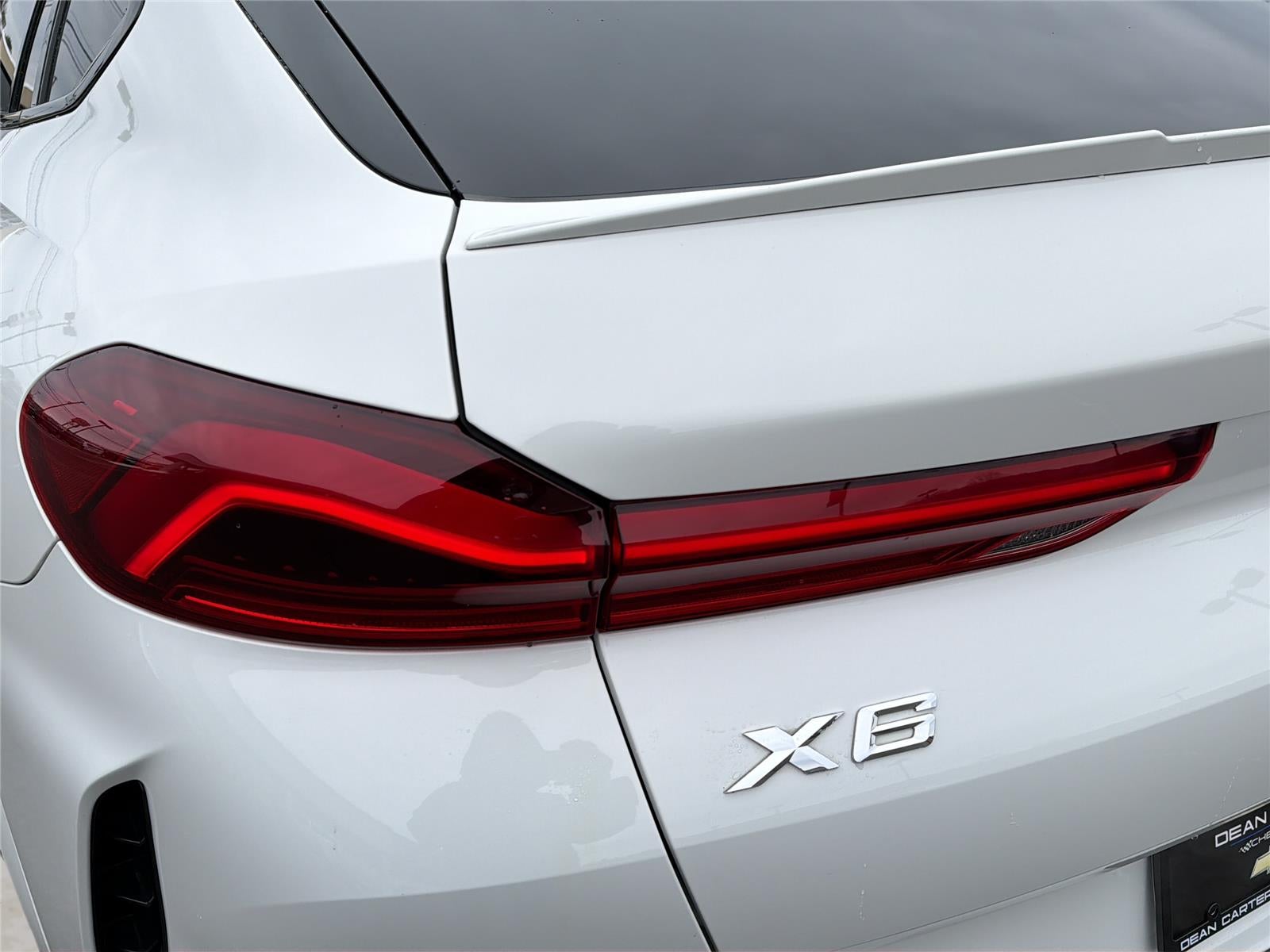 2022 BMW X6 xDrive40i