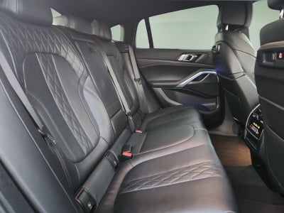 2022 BMW X6 xDrive40i