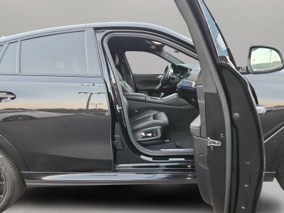 2022 BMW X6 xDrive40i