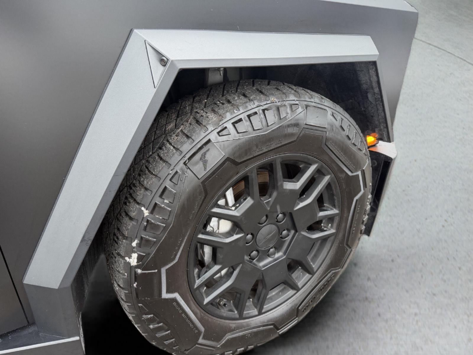 2024 Tesla Cybertruck AWD