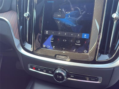 2023 Volvo S60 Plus Black Edition