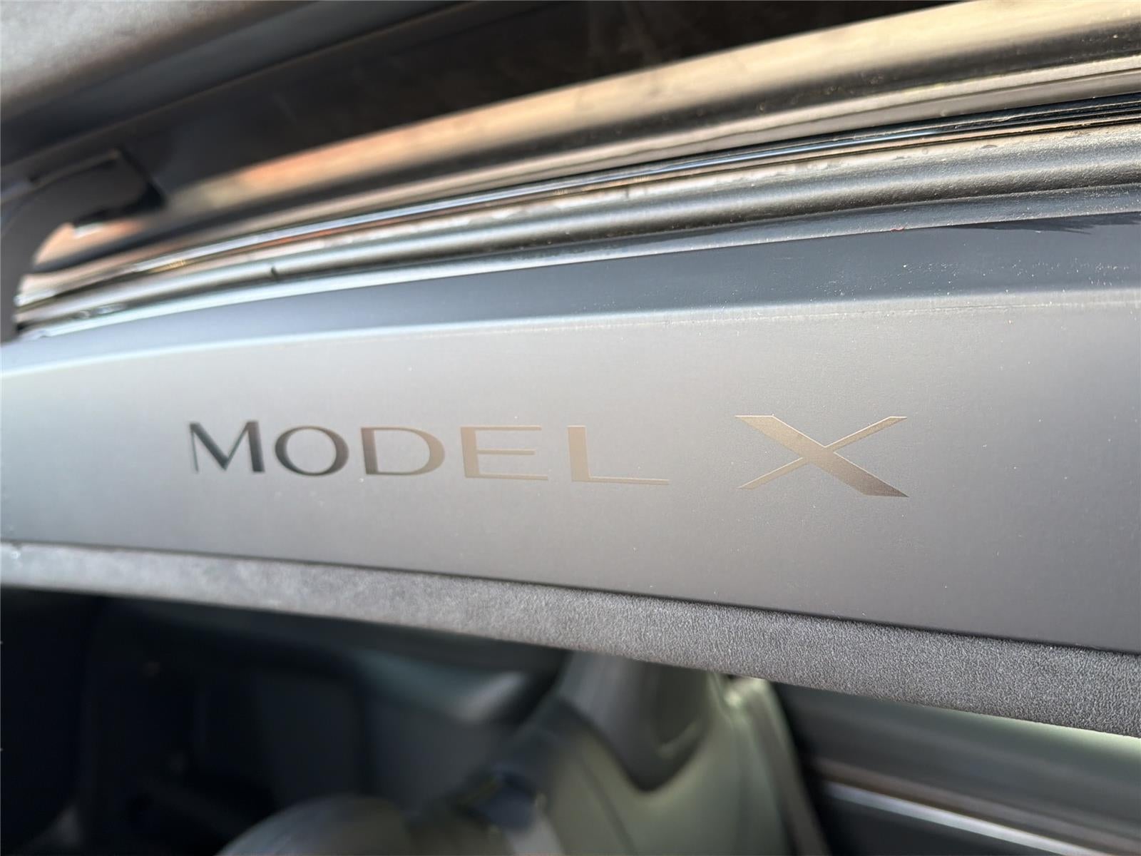 2022 Tesla Model X AWD