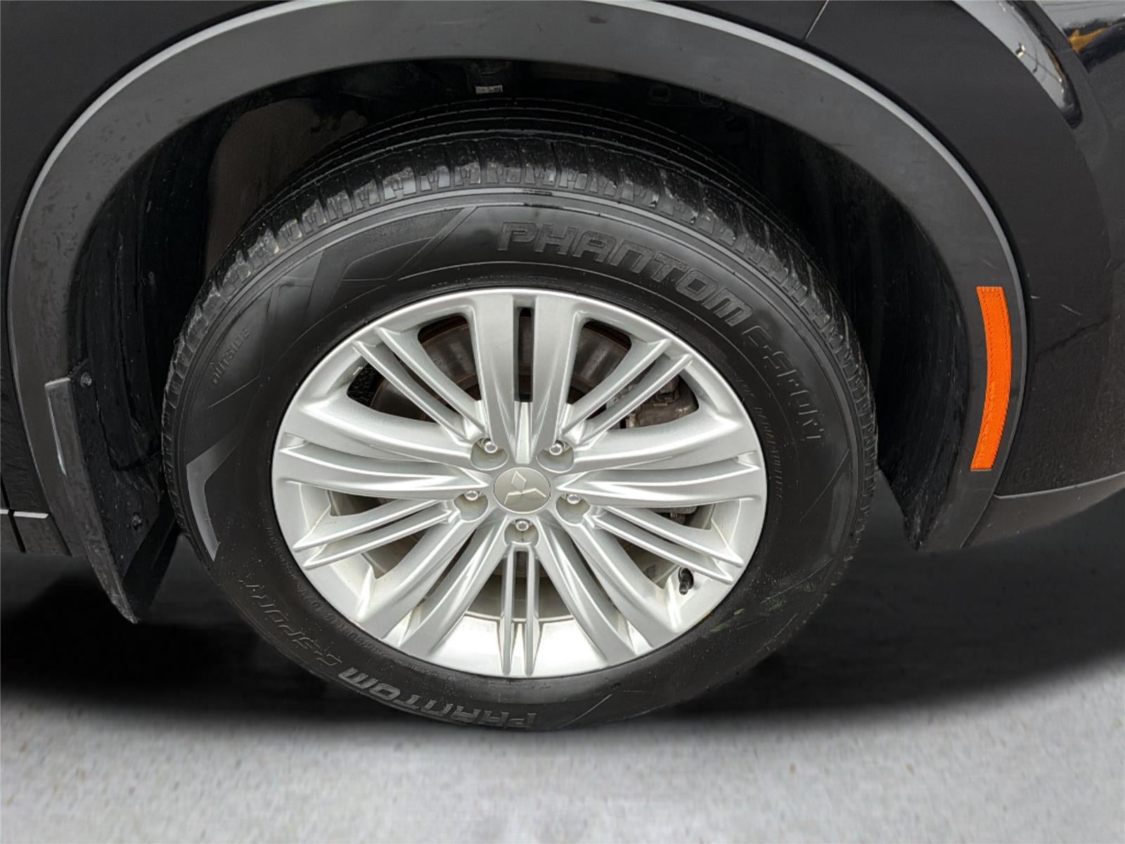 2023 Mitsubishi Outlander ES