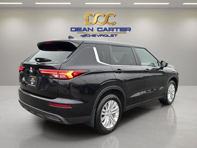2023 Mitsubishi Outlander ES