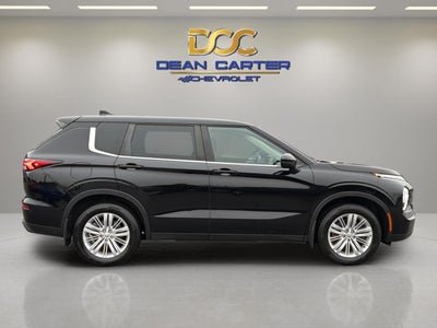 2023 Mitsubishi Outlander ES