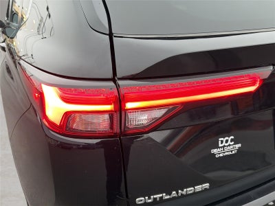 2023 Mitsubishi Outlander ES