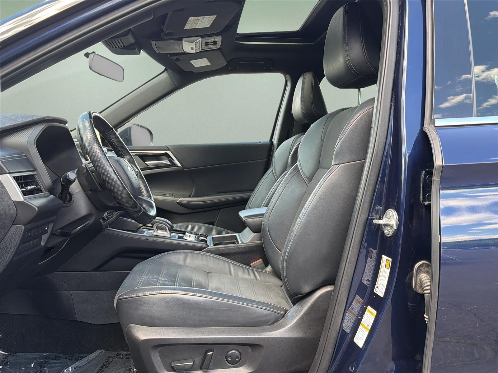 2022 Mitsubishi Outlander SE