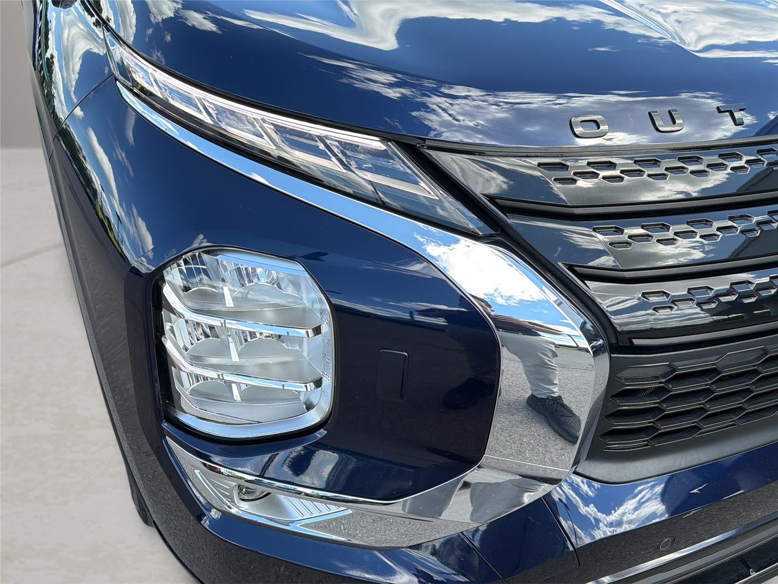 2022 Mitsubishi Outlander SE