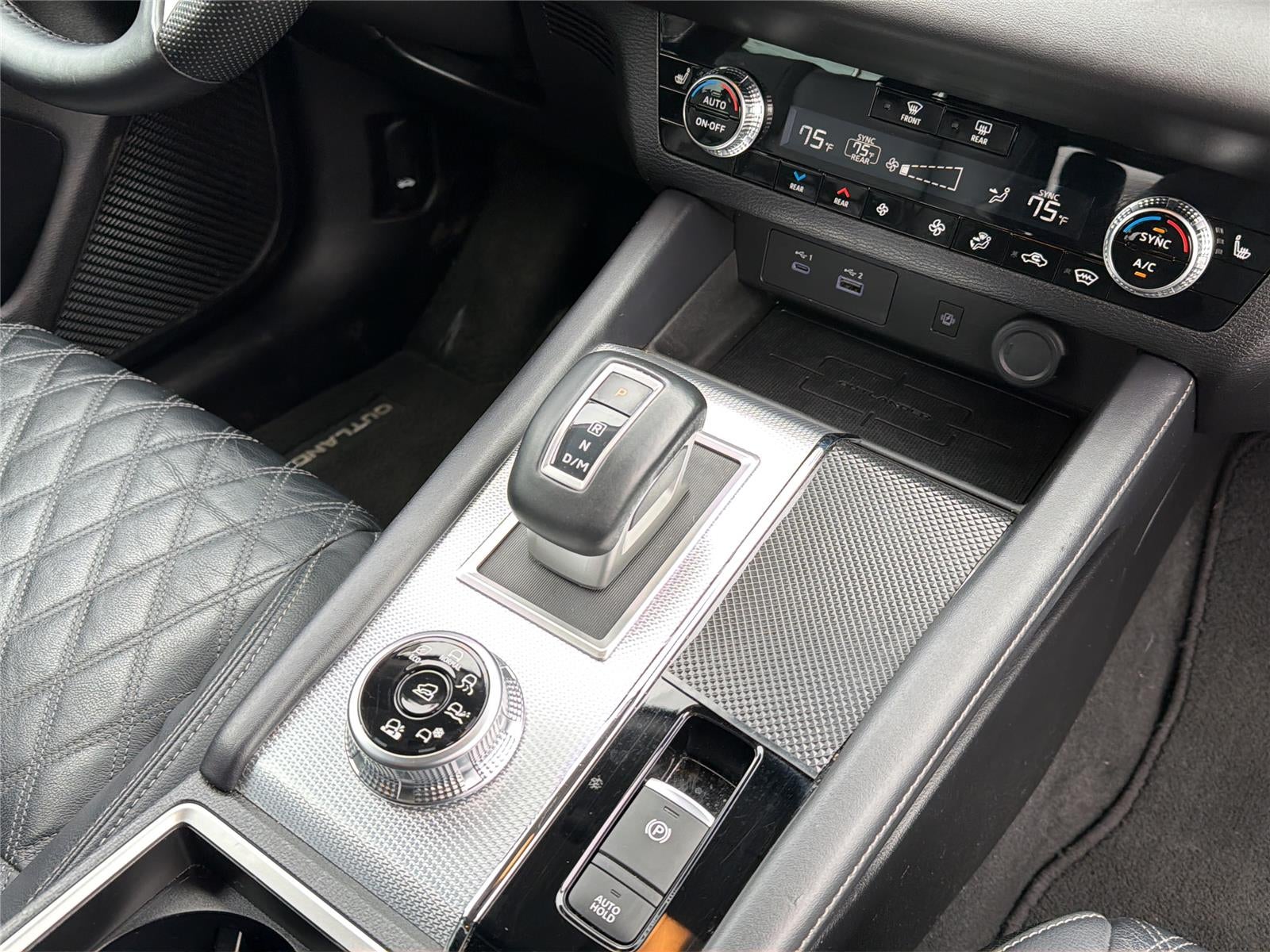 2022 Mitsubishi Outlander SEL