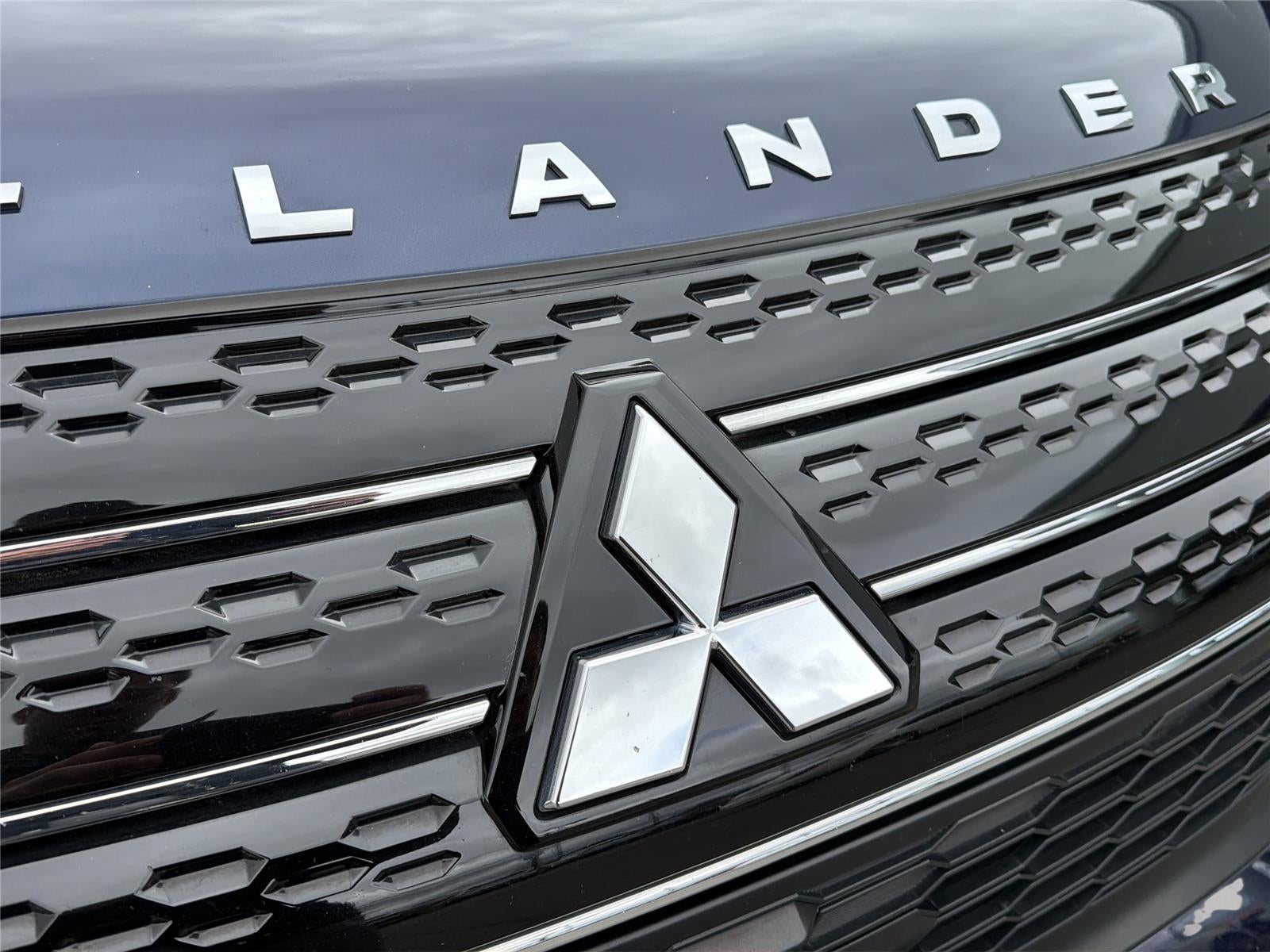 2022 Mitsubishi Outlander SEL