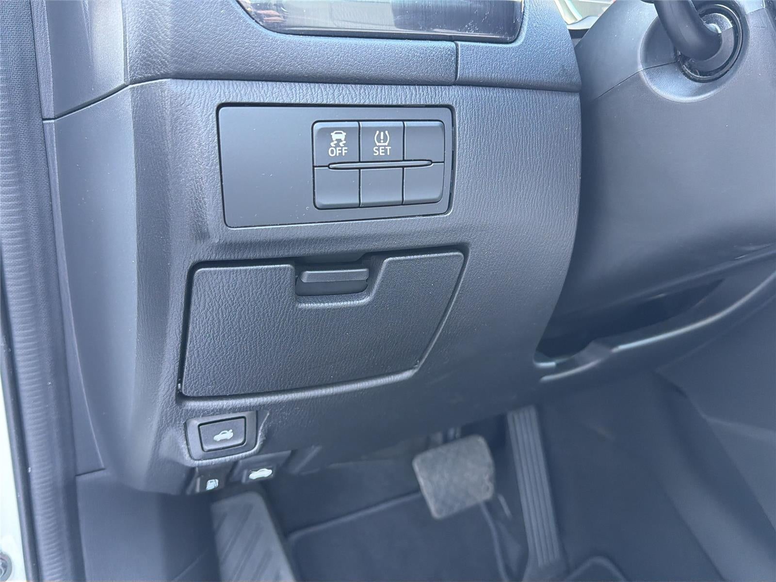 2014 Mazda Mazda6 i Sport