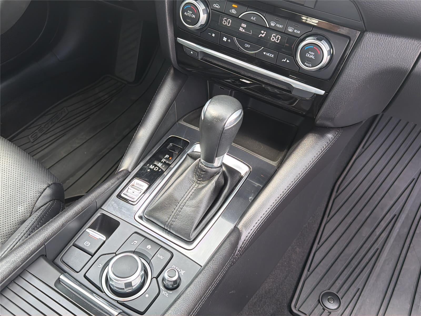 2016 Mazda Mazda6 i Touring