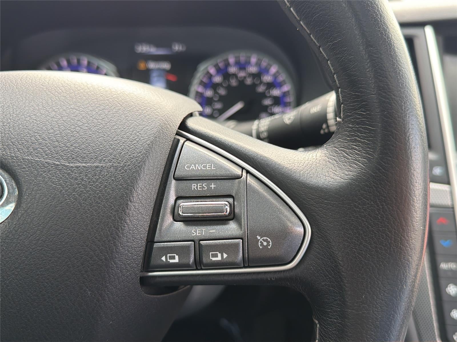 2015 INFINITI Q50 Premium