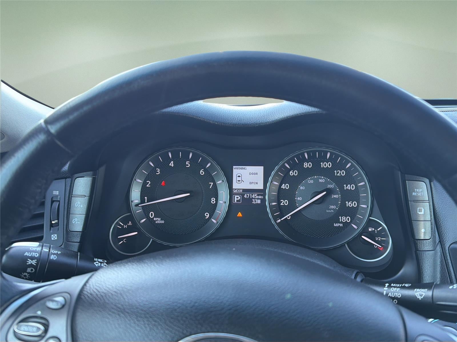 2015 INFINITI Q70 4dr Sdn V6 AWD