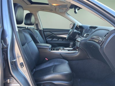 2015 INFINITI Q70 4dr Sdn V6 AWD