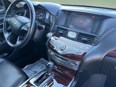 2015 INFINITI Q70 4dr Sdn V6 AWD