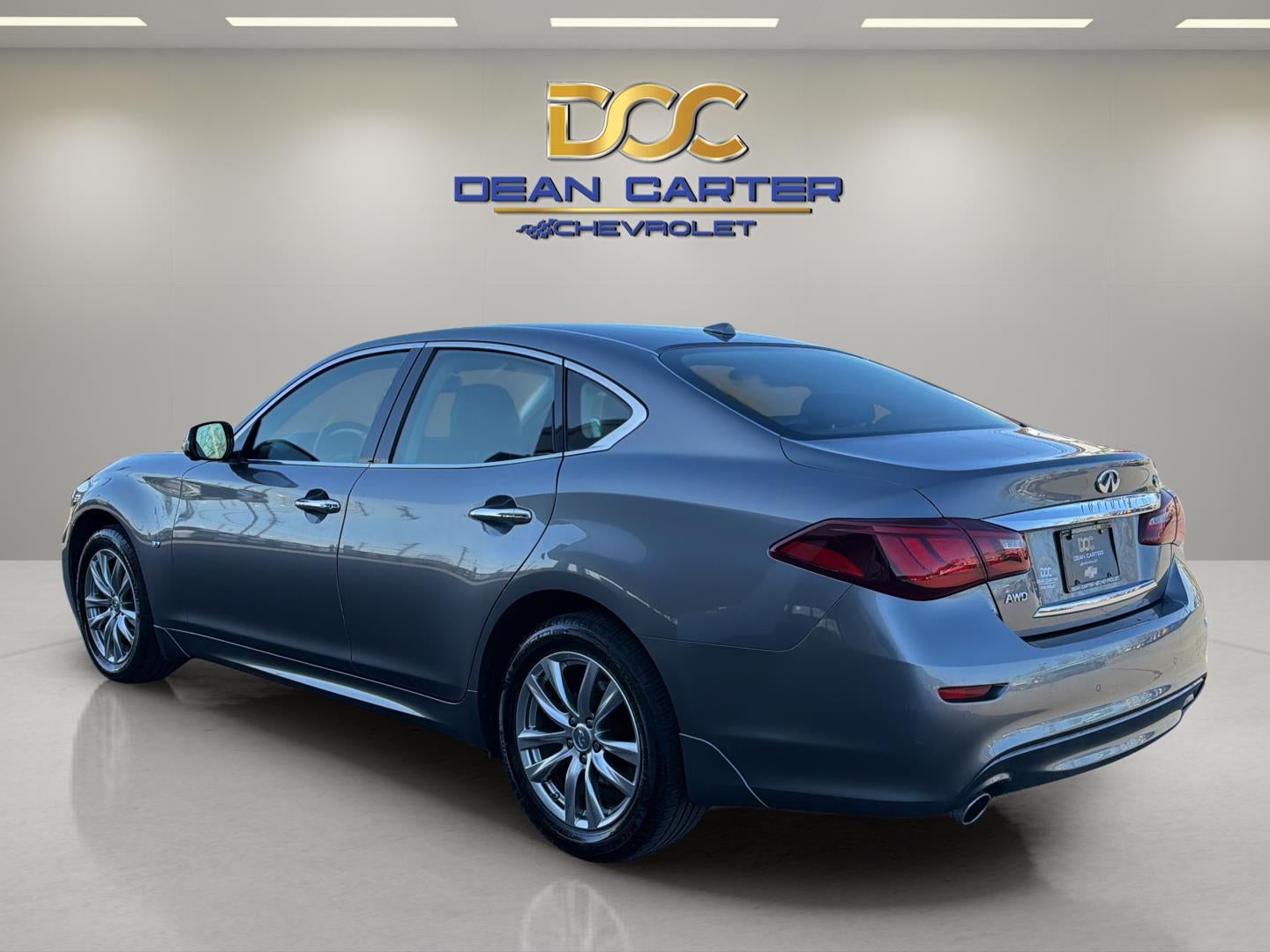 2015 INFINITI Q70 4dr Sdn V6 AWD